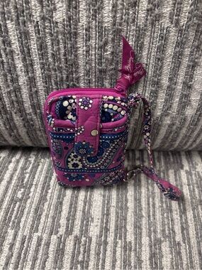 Vera Bradley Pink Paisley Quilted Wristlet Phone Case
